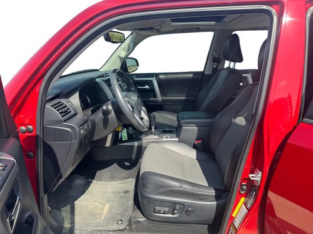 Used 2016 Toyota 4Runner SR5 Premium AWD/4WD image 7