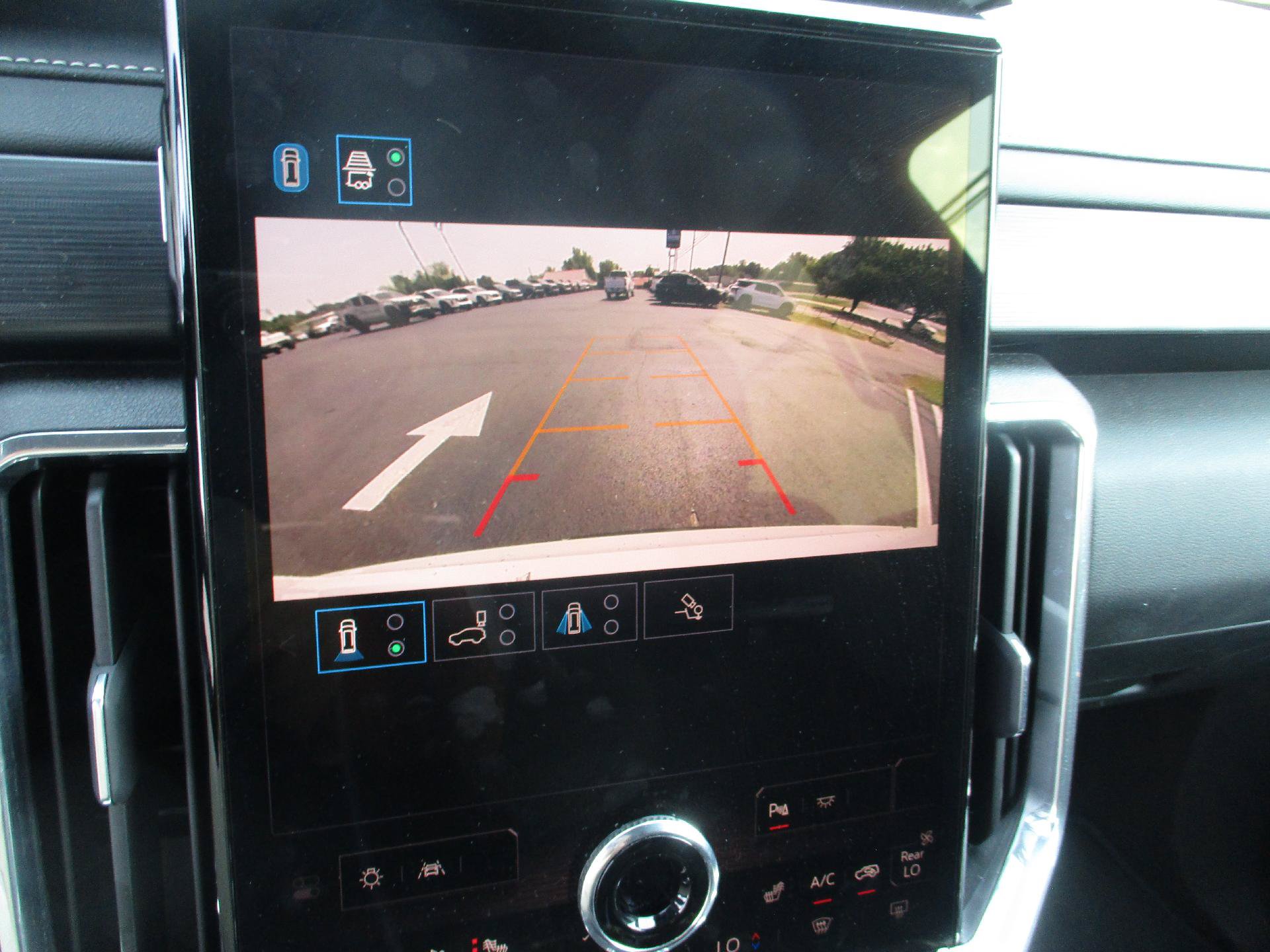 Used 2025 GMC Acadia Elevation FWD image 12