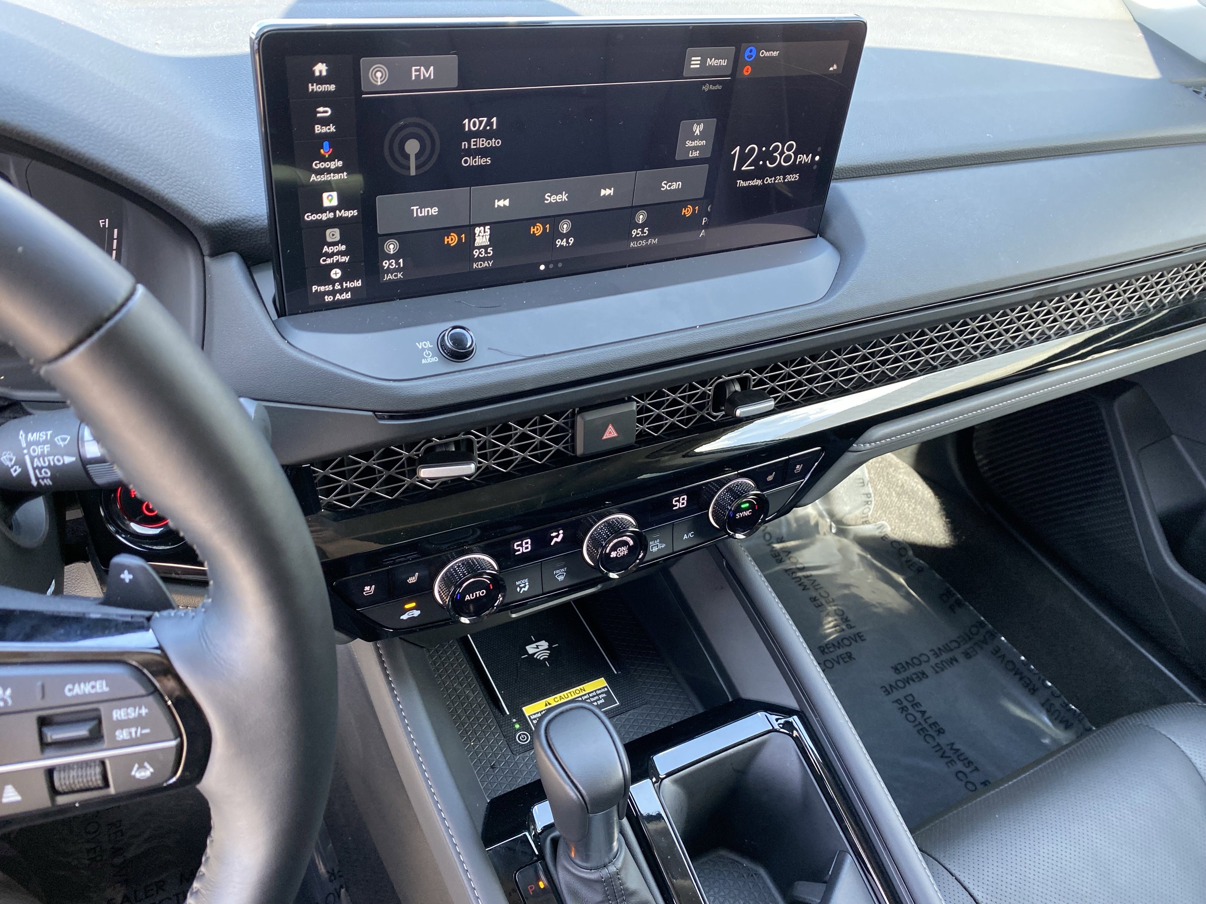 Used 2025 Honda Accord Touring image 18