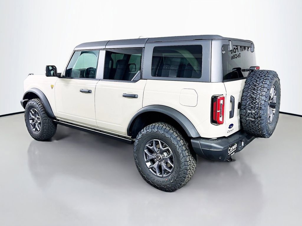 New 2025 Ford Bronco Badlands image 11