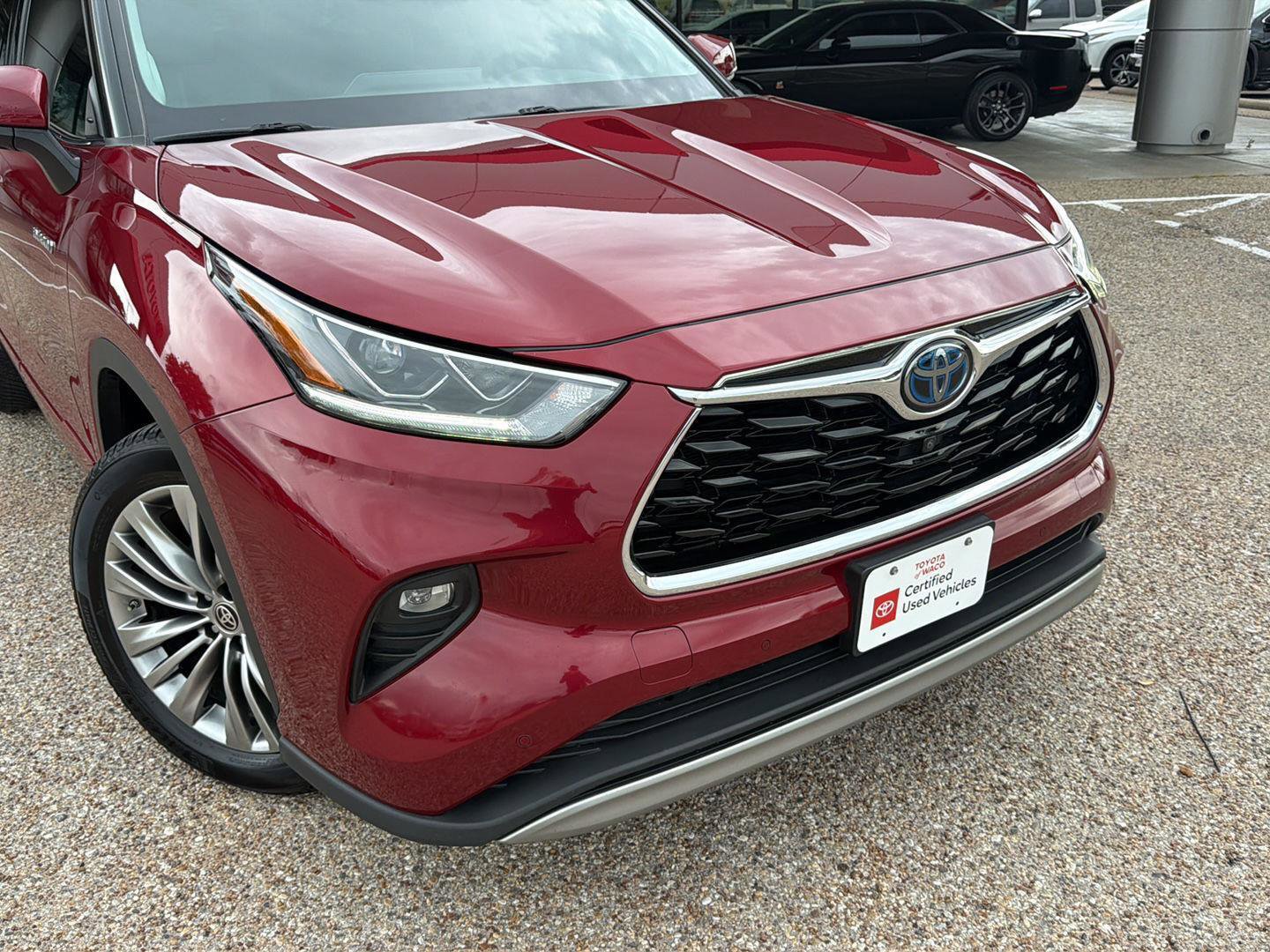 Used 2020 Toyota Highlander Platinum AWD/4WD image 8