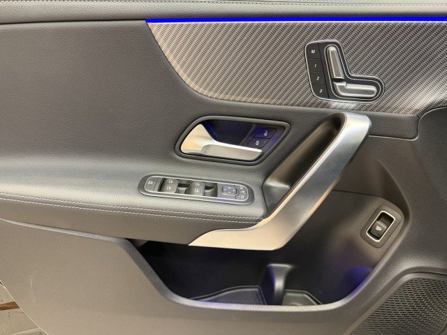 Used 2025 Mercedes-Benz CLA 250 image 22