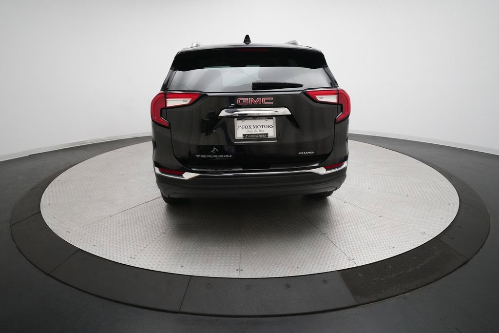 Used 2022 GMC Terrain SLT image 26
