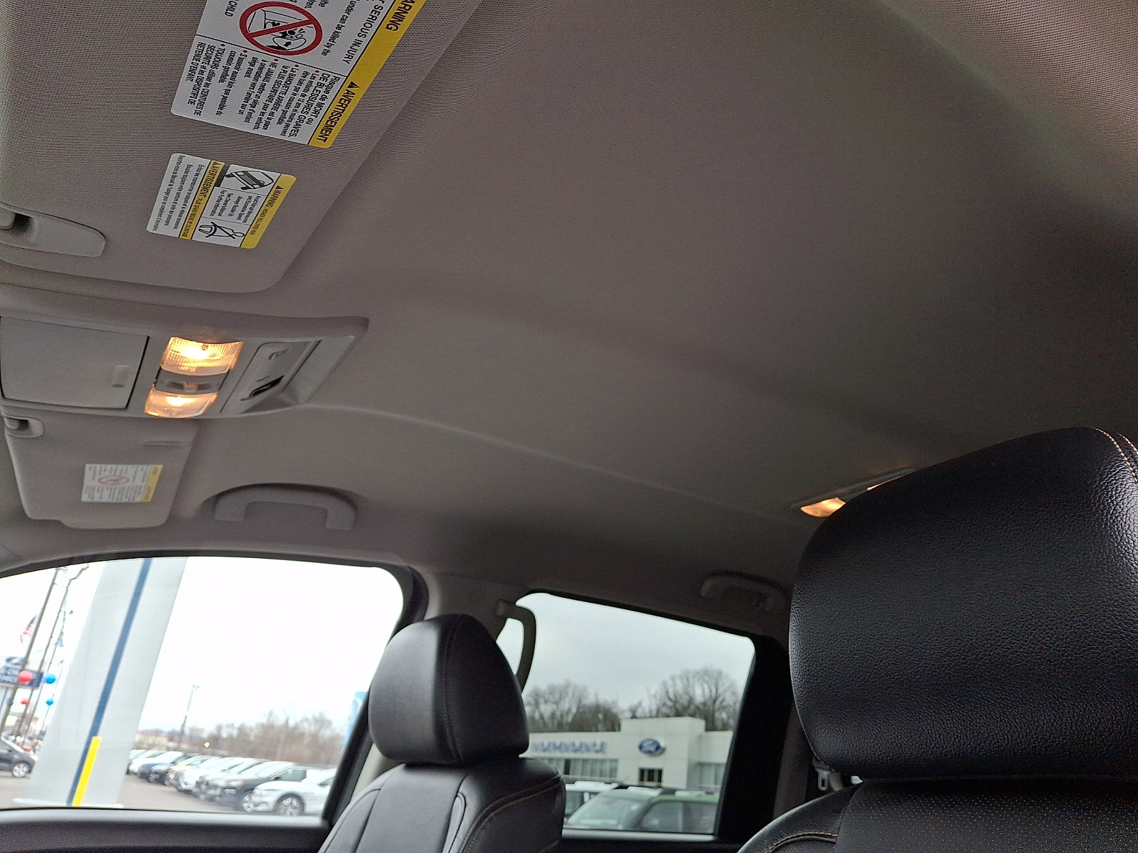 Used 2017 Nissan Titan SL image 21