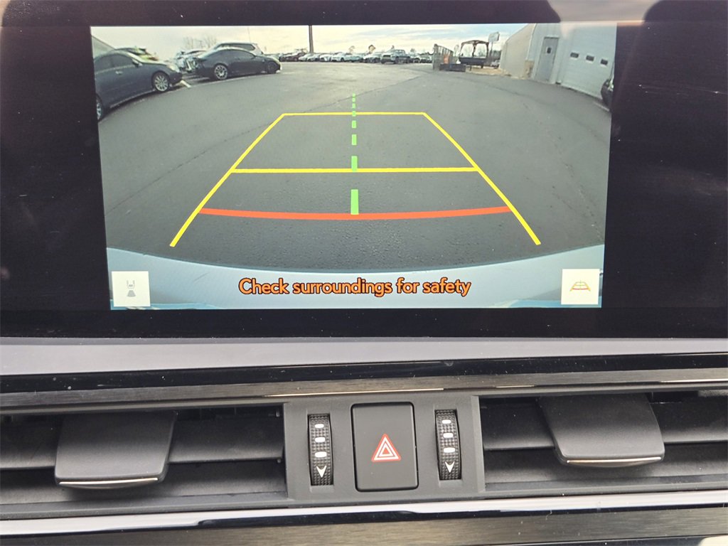 Used 2023 Lexus ES 300h F Sport image 19