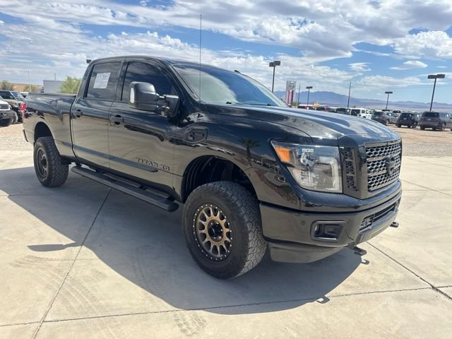 Used 2018 Nissan Titan XD AWD/4WD image 5
