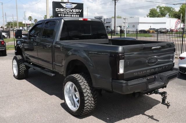 Used 2019 Ford F250 Lariat image 3