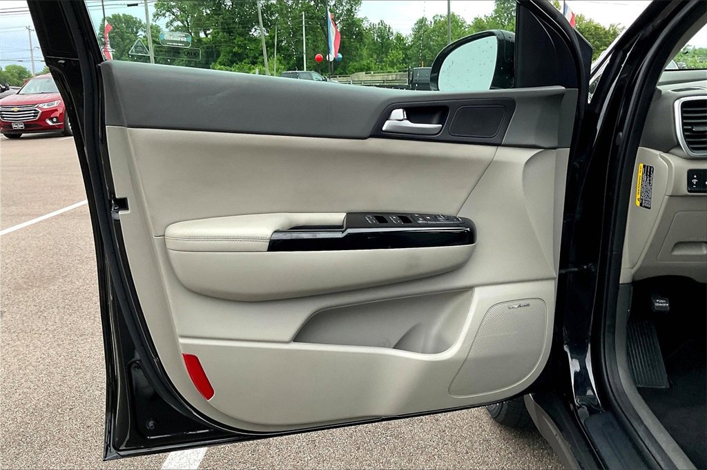 Used 2019 Kia Sportage EX w/ EX Technology Package image 23