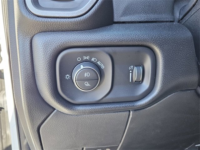 Used 2025 RAM 3500 Tradesman w/ Chrome Appearance Group image 23