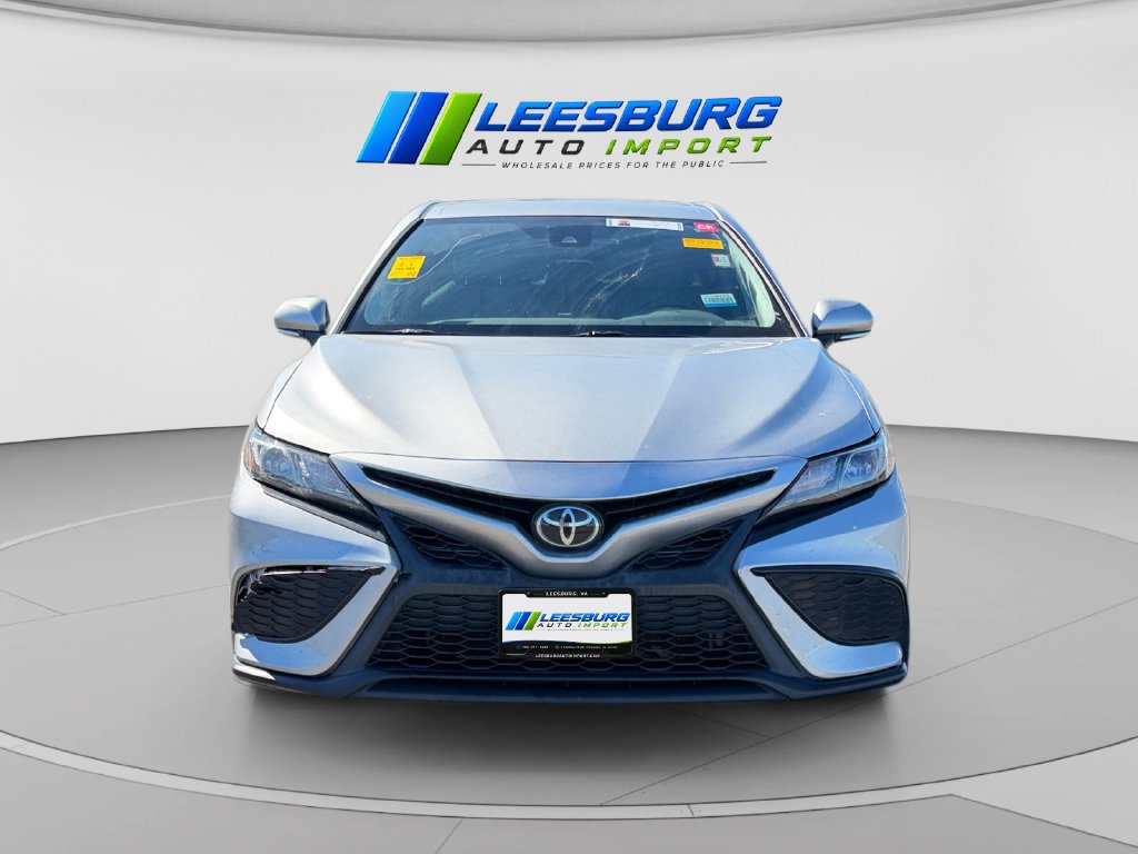 Used 2024 Toyota Camry SE FWD image 7
