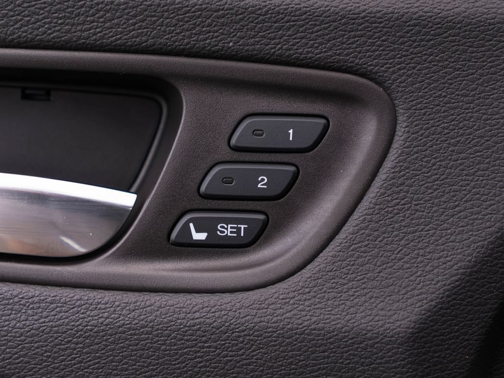 Certified 2020 Acura MDX SH-AWD w/ Technology Package image 28
