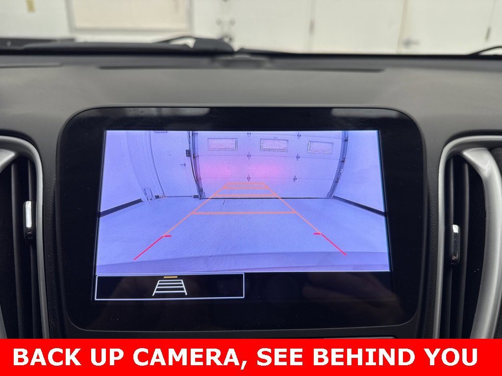 Used 2023 Chevrolet Malibu LT image 2