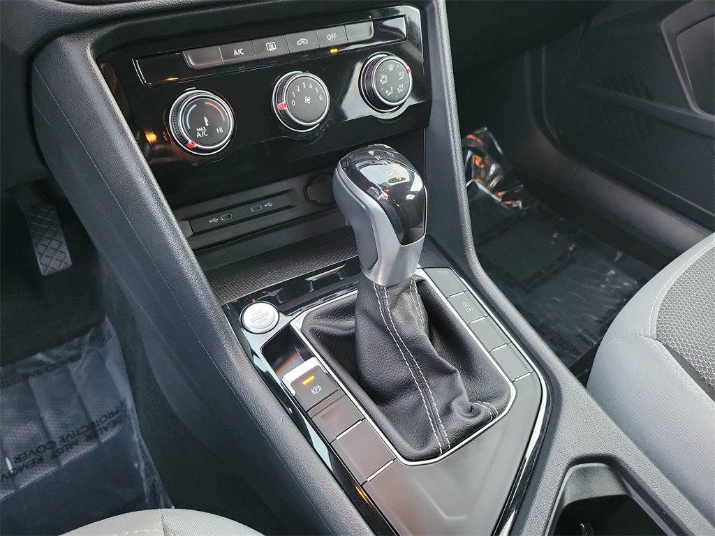 Certified 2024 Volkswagen Taos S image 22