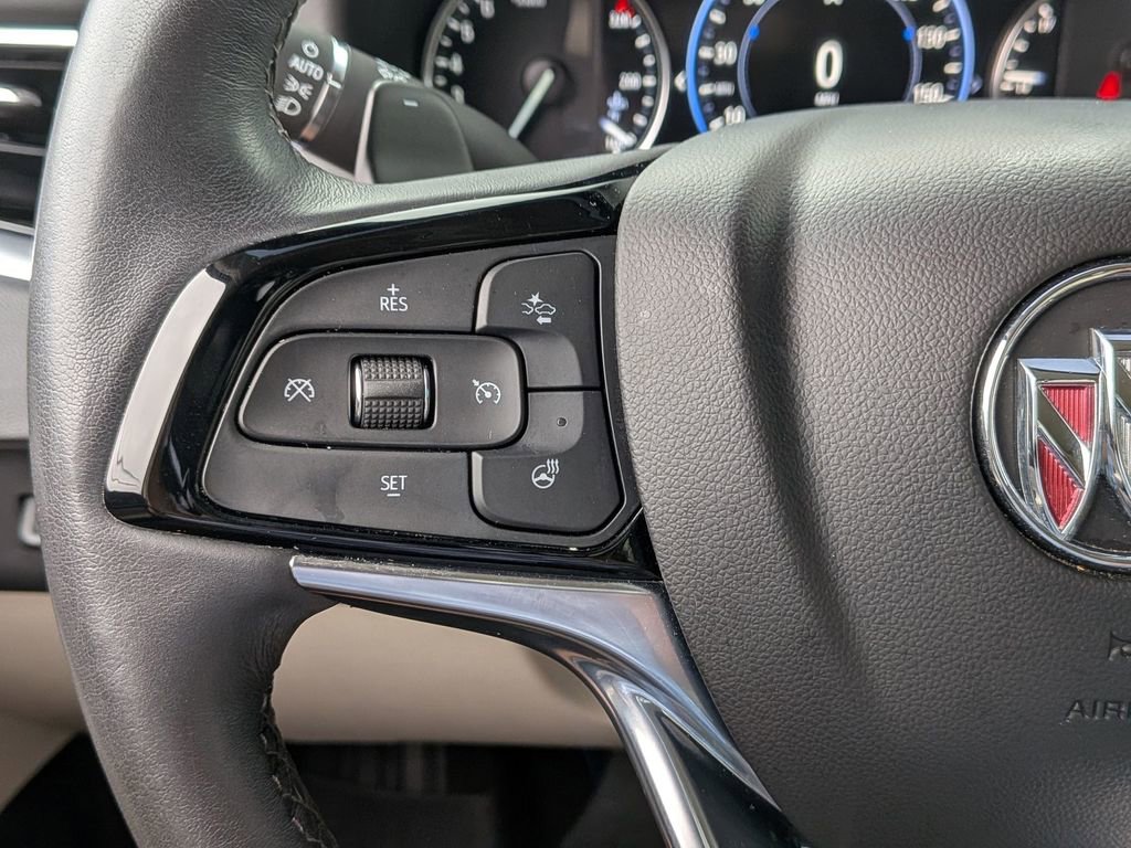 Used 2023 Buick Enclave Avenir w/ Avenir Technology Package image 18