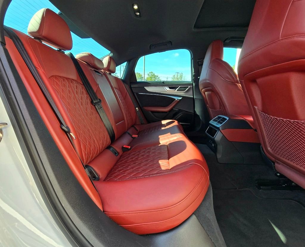 Used 2021 Audi S6 Prestige w/ Prestige Package image 22