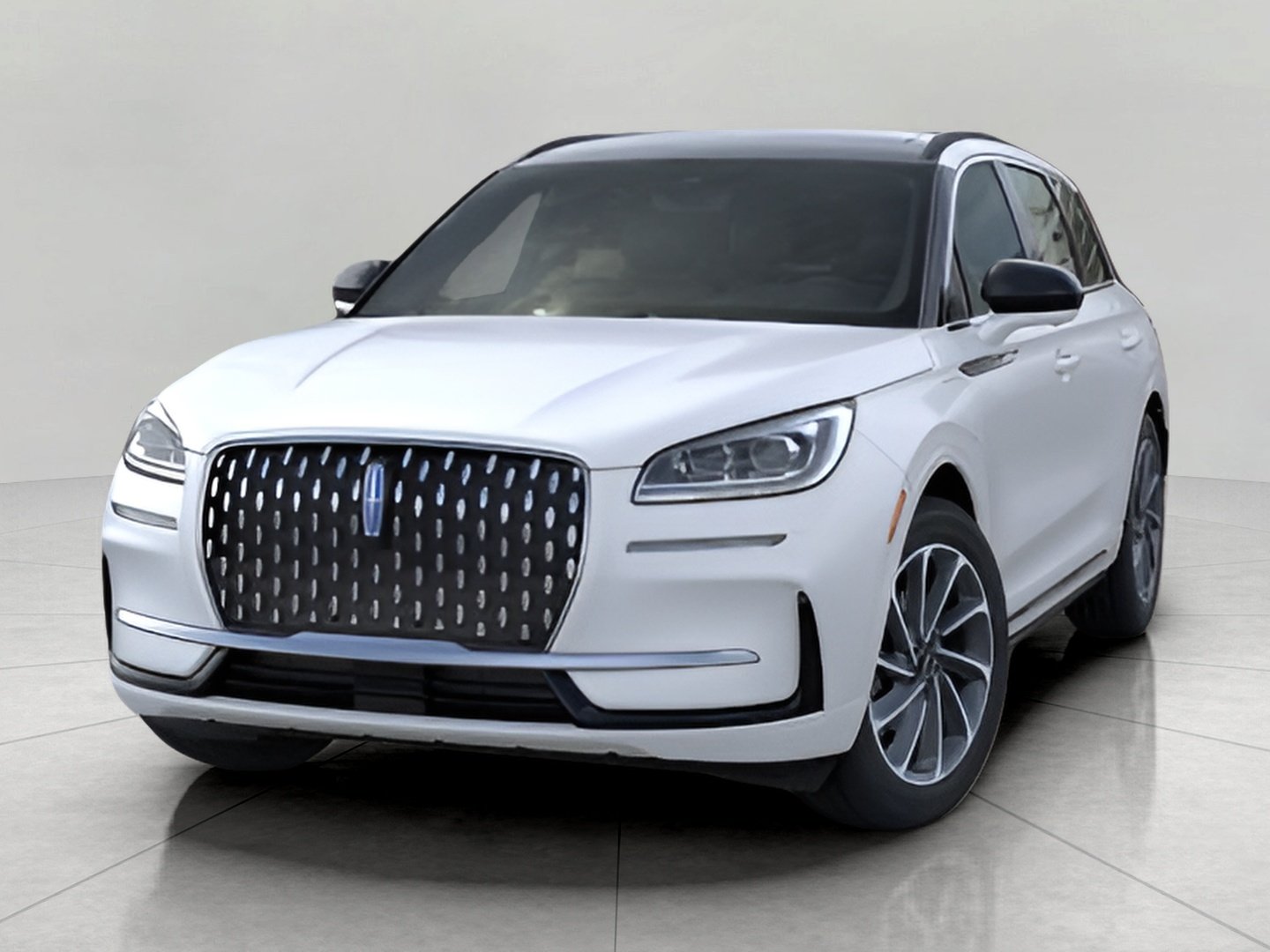 Used 2025 Lincoln Corsair Grand Touring AWD/4WD image 3