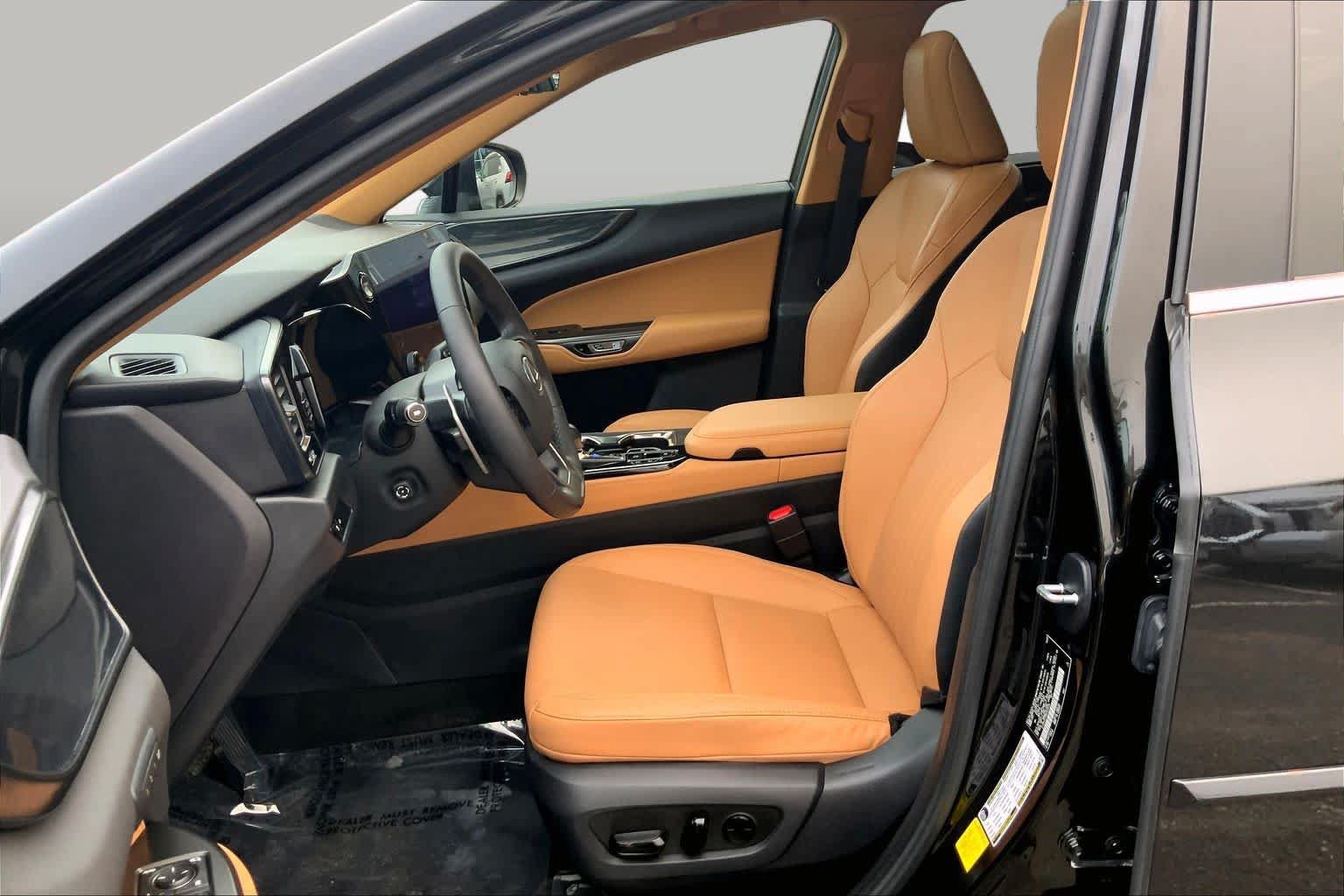 Used 2022 Lexus NX 350h AWD image 8