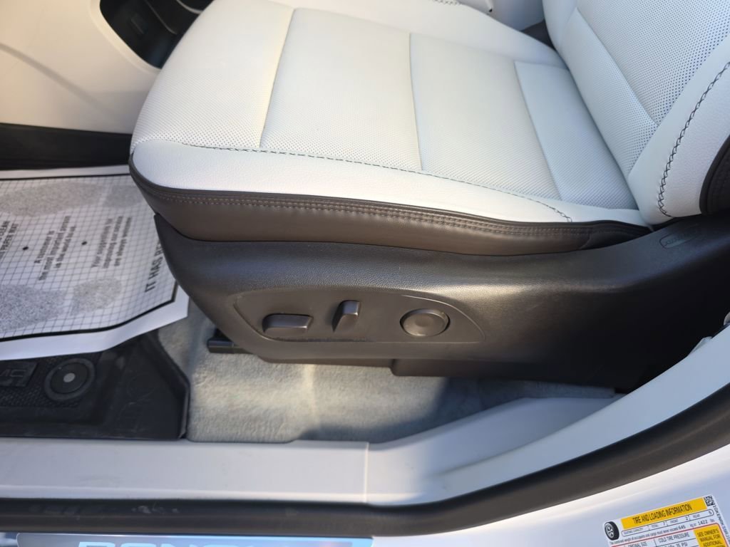 Certified 2024 GMC Acadia Denali w/ Super Cruise Package image 15