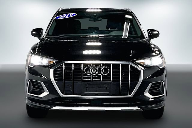 Used 2019 Audi Q3 2.0T Premium image 2