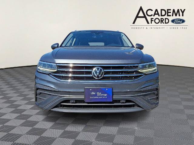 Used 2022 Volkswagen Tiguan SE AWD/4WD image 2
