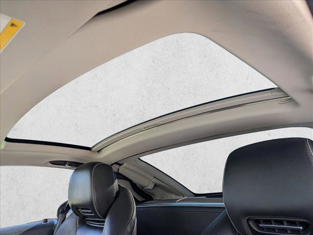 Used 2013 Mercedes-Benz SL 550 image 16