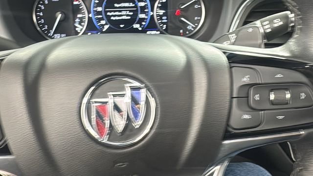 Used 2024 Buick Enclave Premium image 26