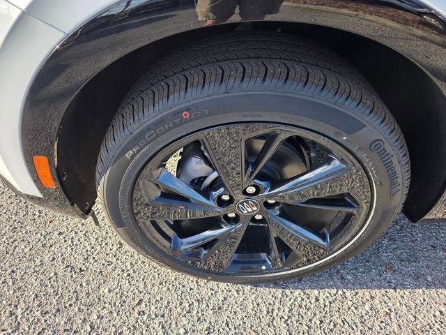 New 2026 Buick Envision Sport Touring image 18