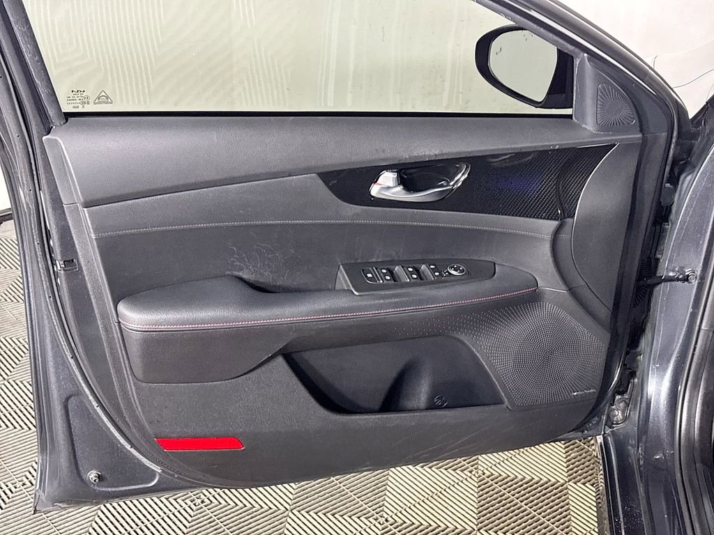 Used 2023 Kia Forte GT w/ GT2 Package image 10