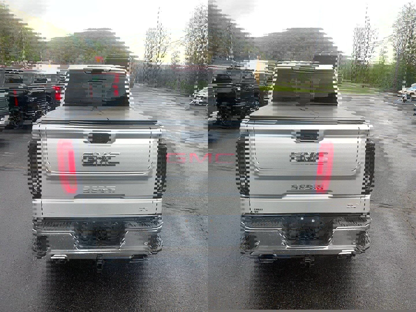 Used 2020 GMC Sierra 1500 SLT w/ SLT Premium Plus Package image 6