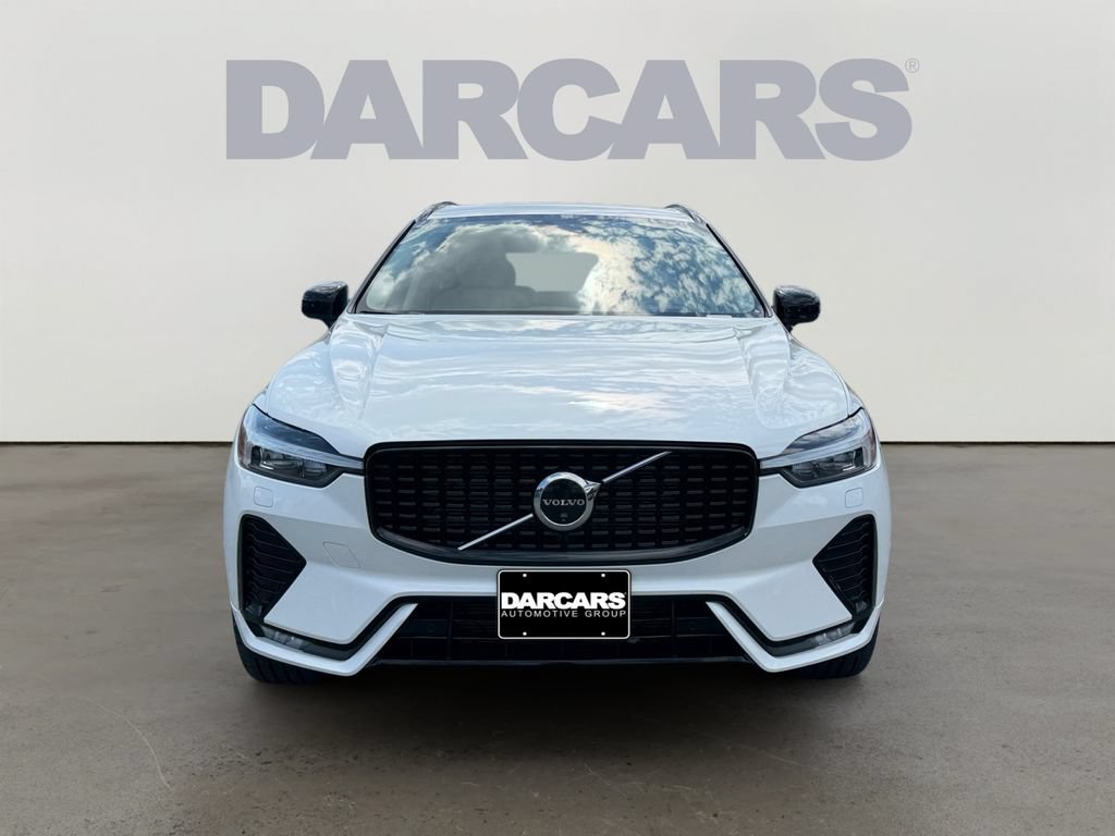 Certified 2025 Volvo XC60 B5 Ultra w/ Climate Package AWD/4WD image 2