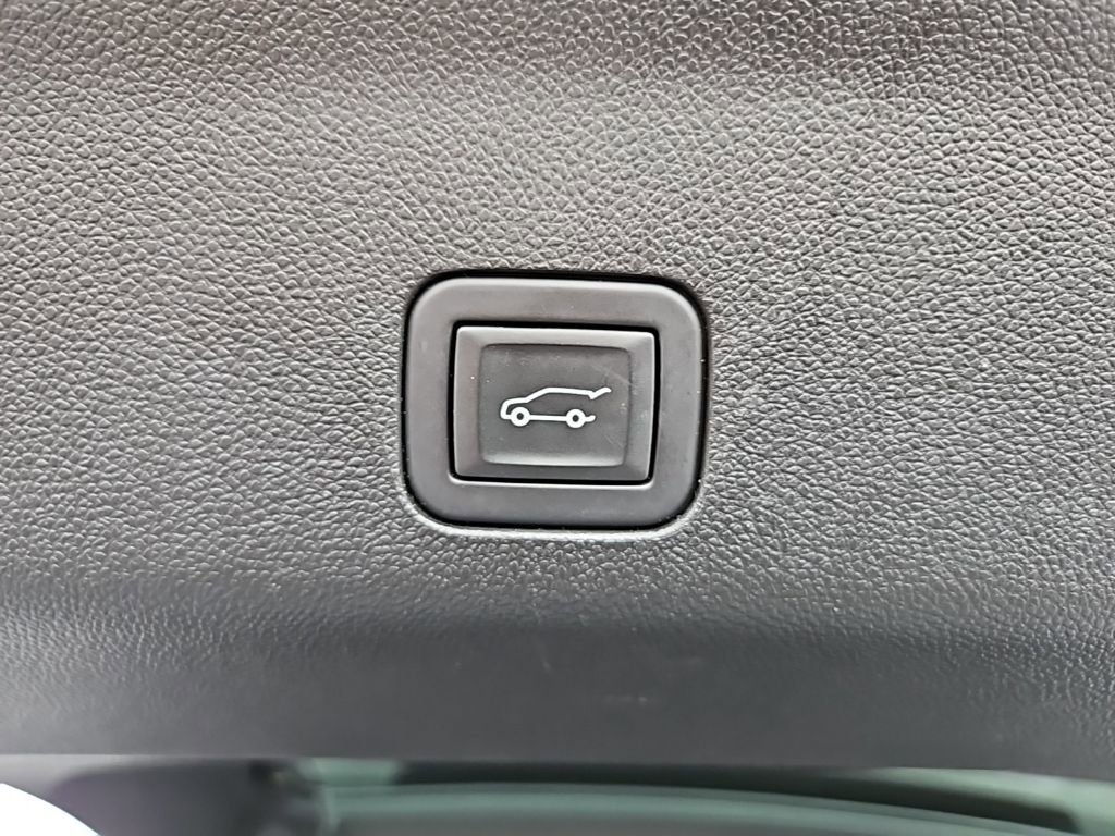 Used 2024 Chevrolet Tahoe LT image 28