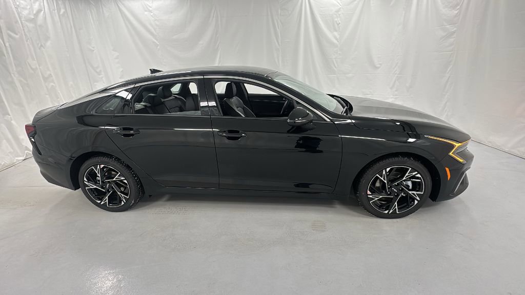 New 2026 Kia K5 GT-Line image 2
