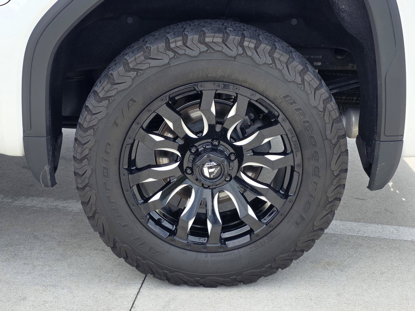 Used 2022 GMC Sierra 1500 Denali w/ Denali Reserve Package AWD/4WD image 10