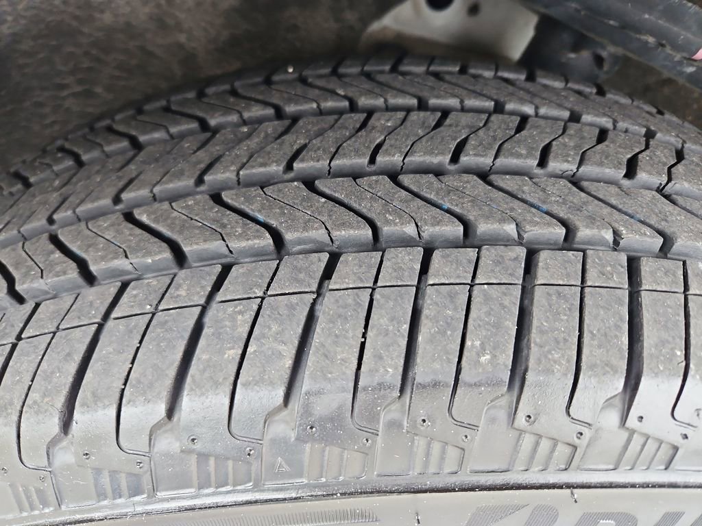 Used 2024 Chevrolet Equinox LT image 34