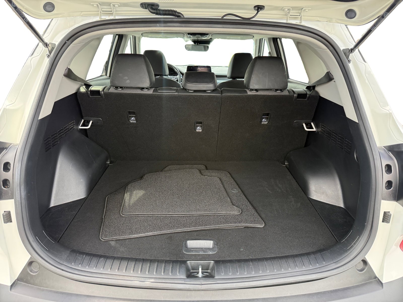 Used 2023 Kia Seltos S w/ Navigation Package image 17