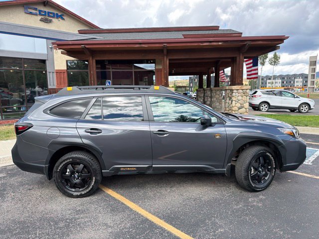 Used 2025 Subaru Outback Wilderness w/ Wilderness Package AWD/4WD image 10