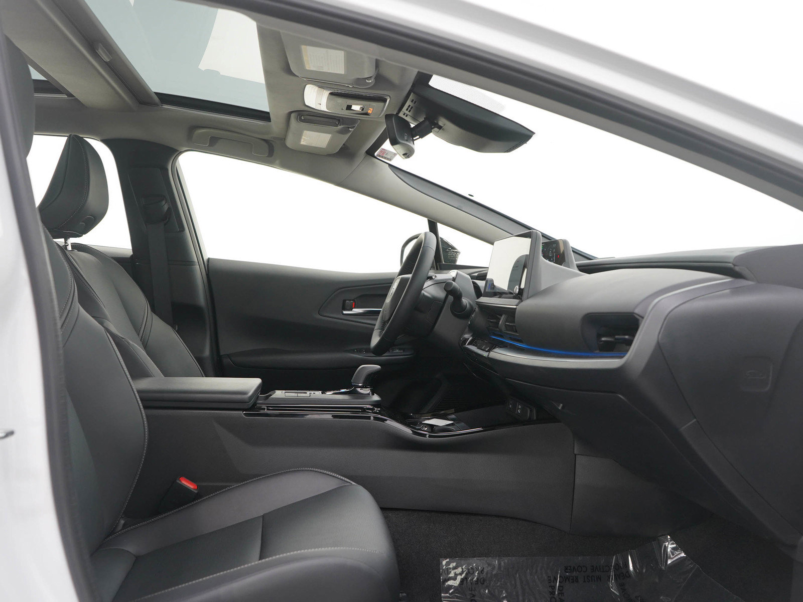 Used 2026 Toyota Prius Plug-In Hybrid image 13