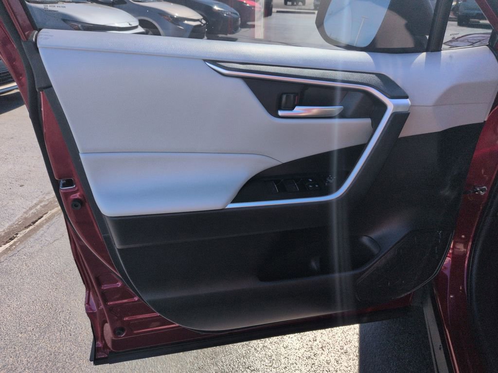 Used 2024 Toyota RAV4 XLE image 10