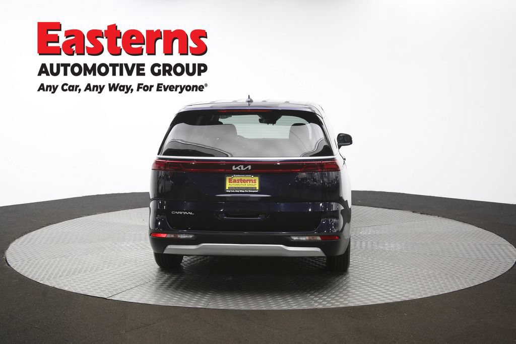 Used 2024 Kia Carnival LX FWD image 39