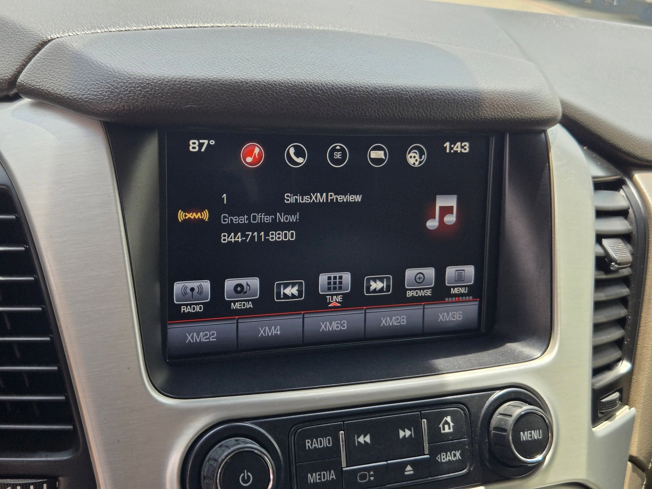 Used 2016 GMC Yukon XL SLT w/ Open Road Package image 15