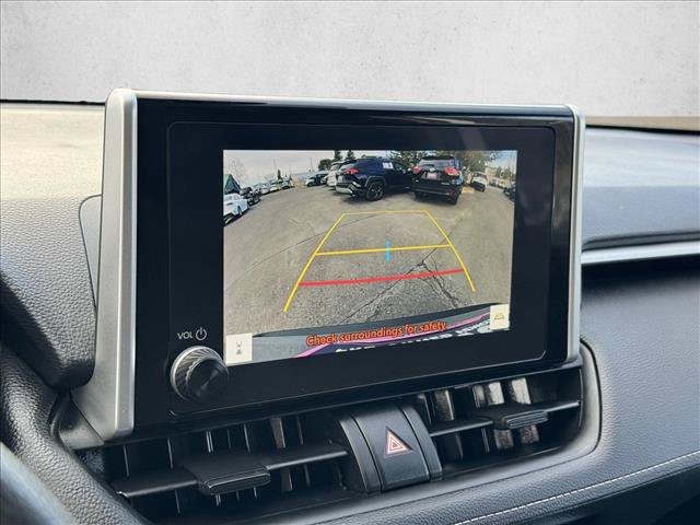 Used 2025 Toyota RAV4 XLE AWD/4WD image 14