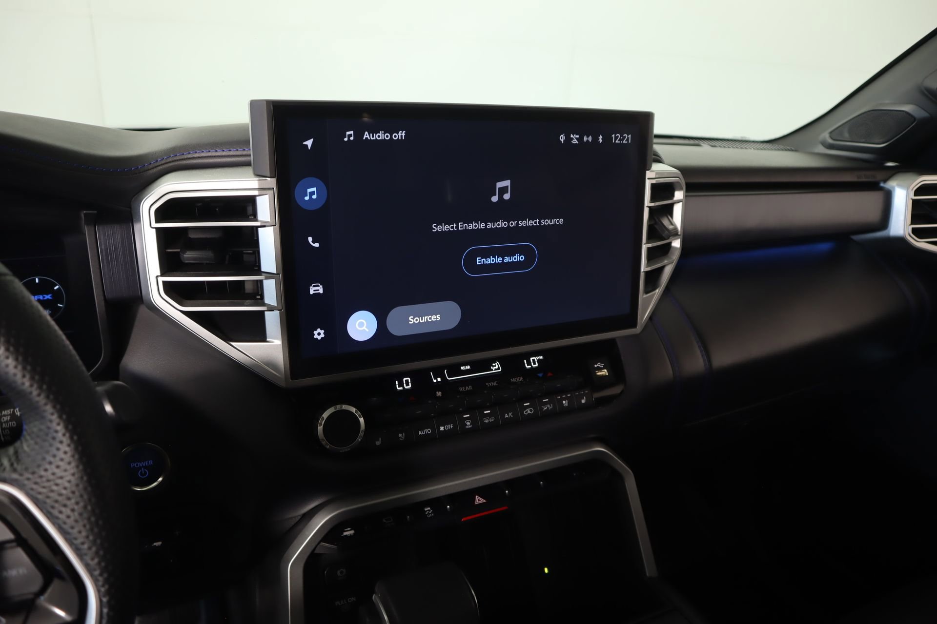 Used 2024 Toyota Sequoia Platinum image 5