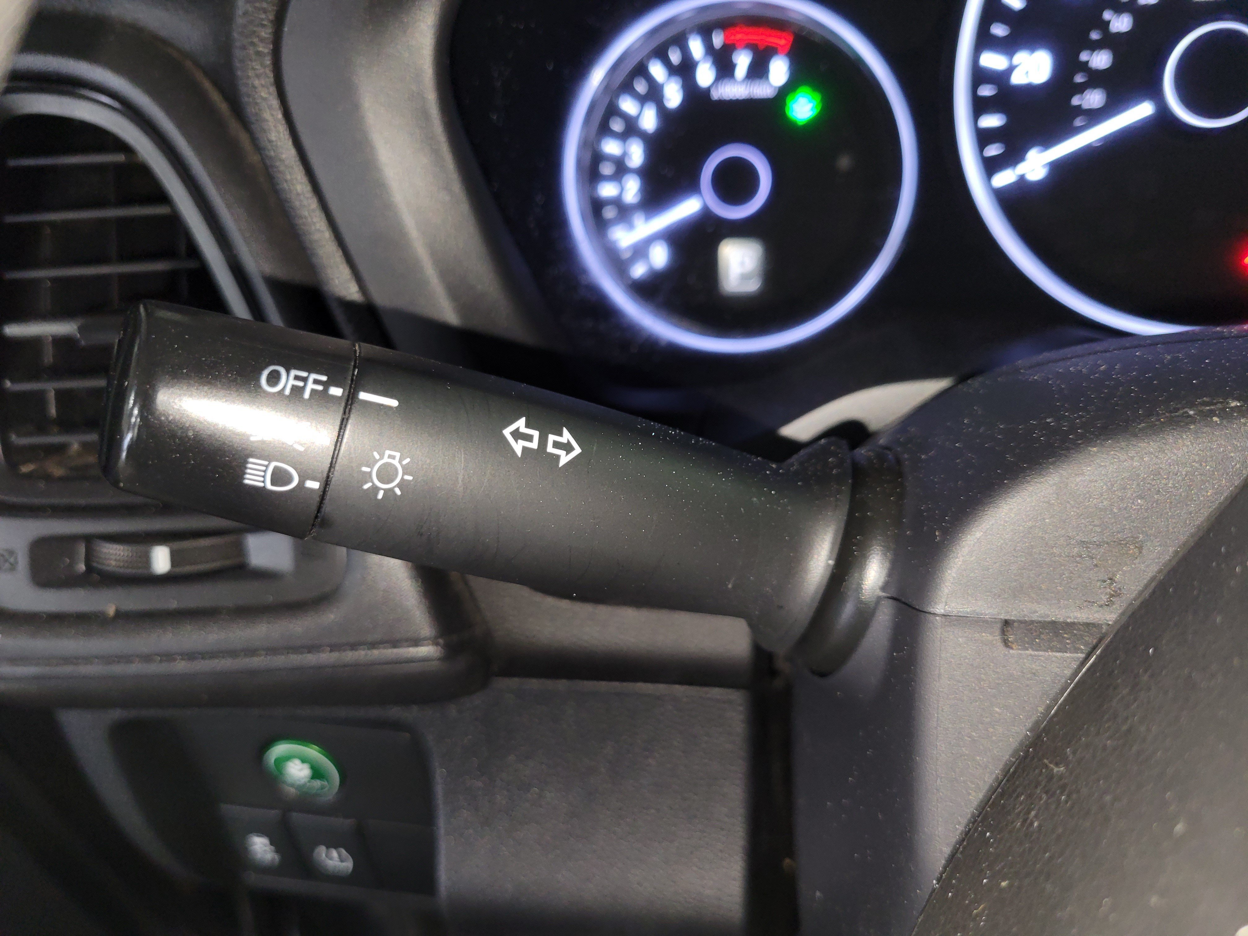Used 2020 Honda HR-V LX image 30