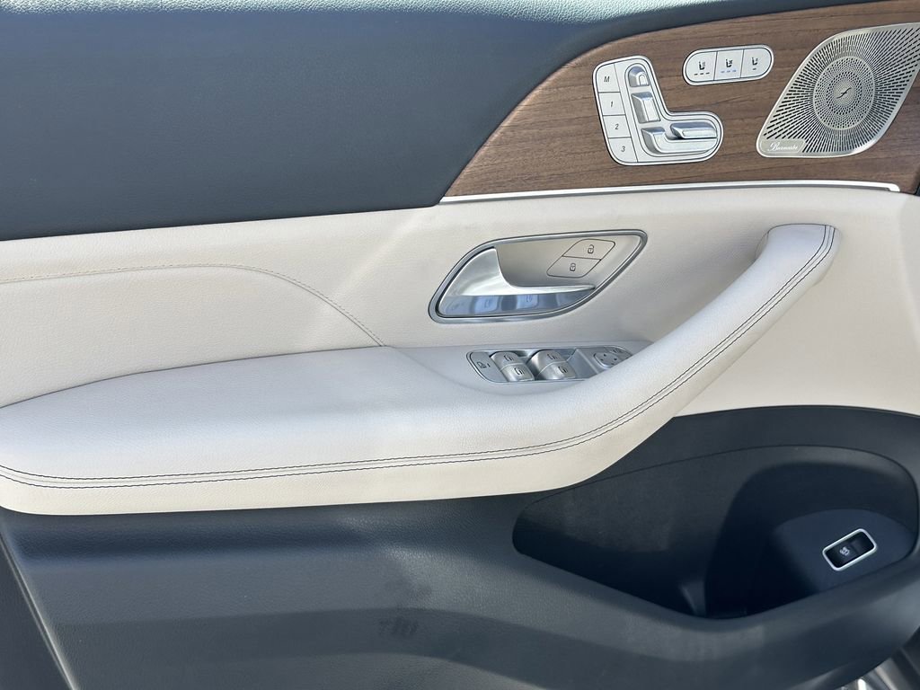 Certified 2025 Mercedes-Benz GLE 350 4MATIC image 11