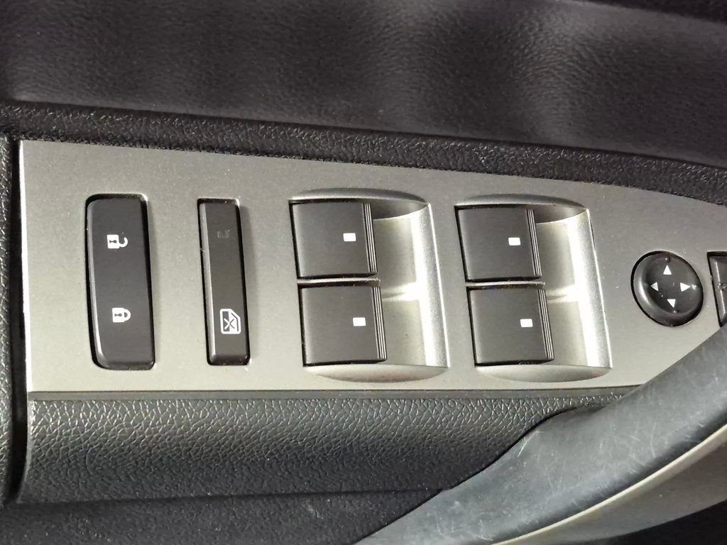Used 2013 Chevrolet Silverado 1500 LT w/ All-Star Edition AWD/4WD image 16