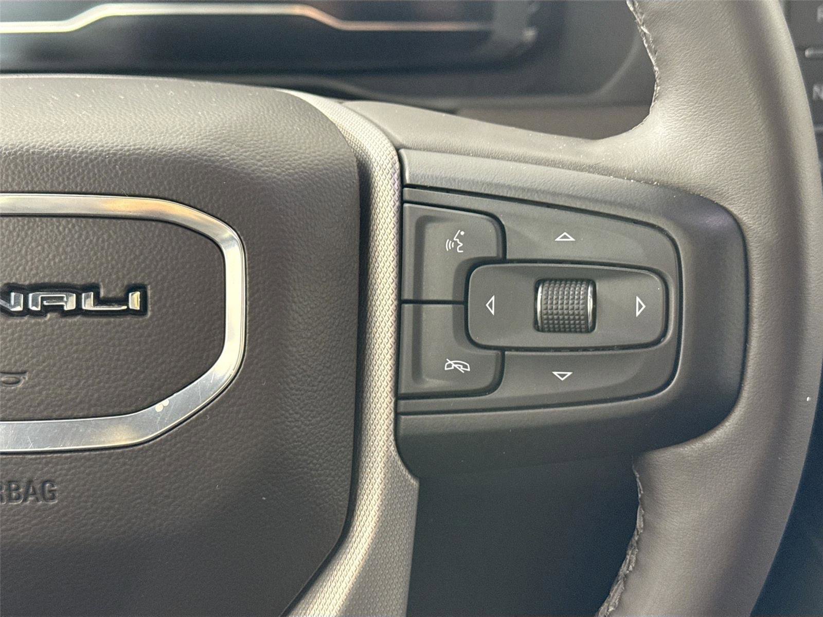 Used 2023 GMC Yukon Denali image 20