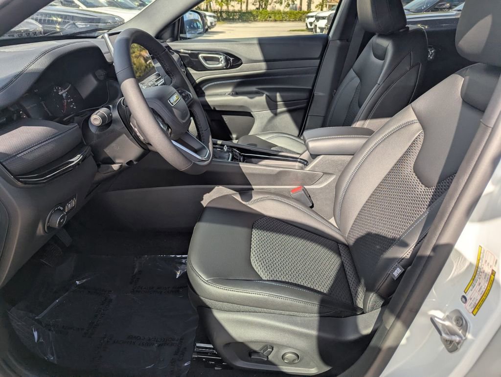 New 2026 Jeep Compass Latitude image 12