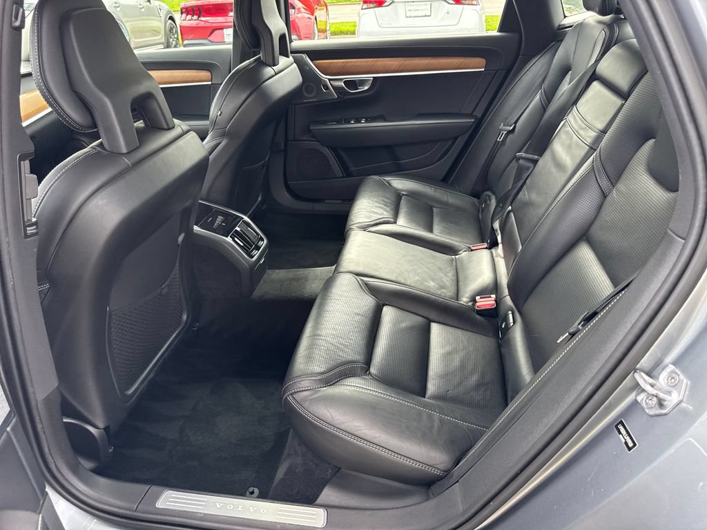 Used 2018 Volvo S90 T6 Inscription w/ Convenience Package AWD/4WD image 25