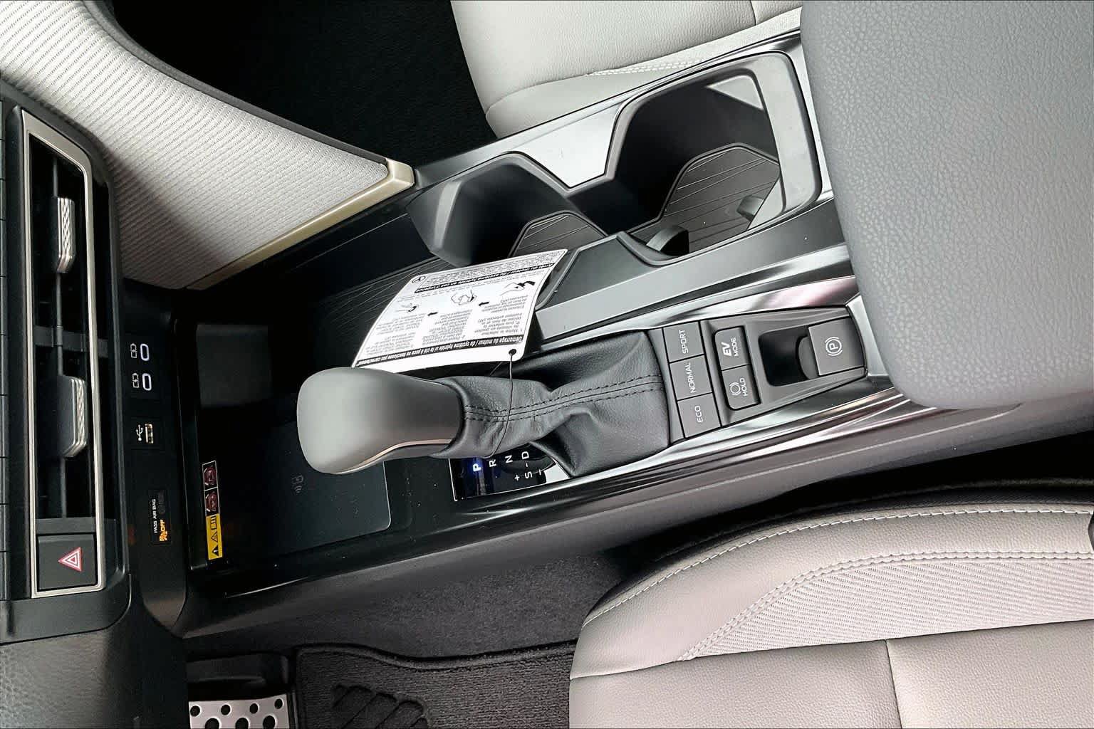 New 2026 Toyota Camry SE FWD image 7