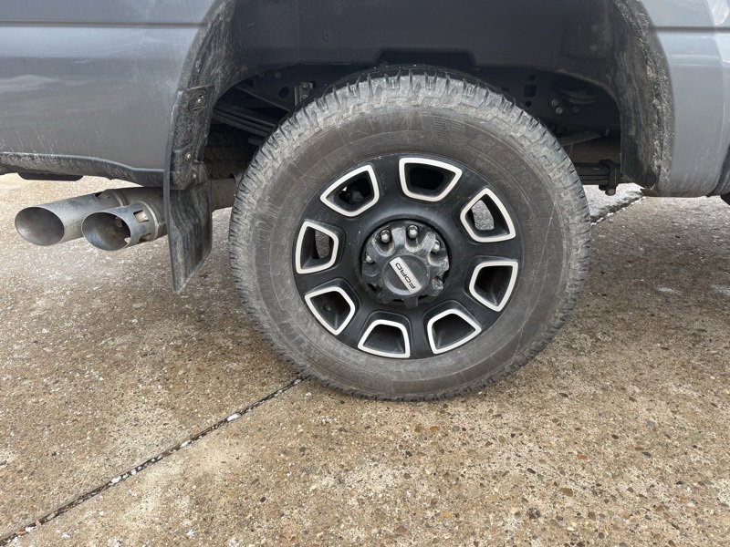 Used 2023 Ford F350 Platinum image 7